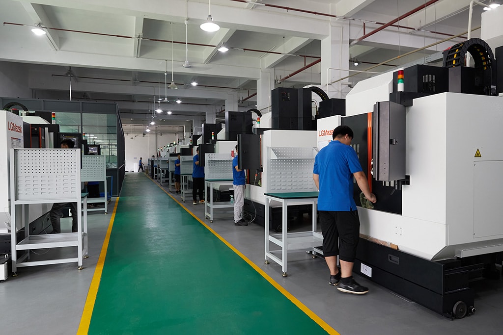 3 axis,4 axis, and 5 axis CNC Machining workshop of CNC Machining China 
